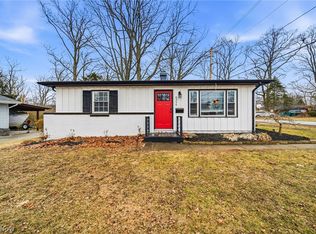 8324 Harbor Dr, Mentor, OH