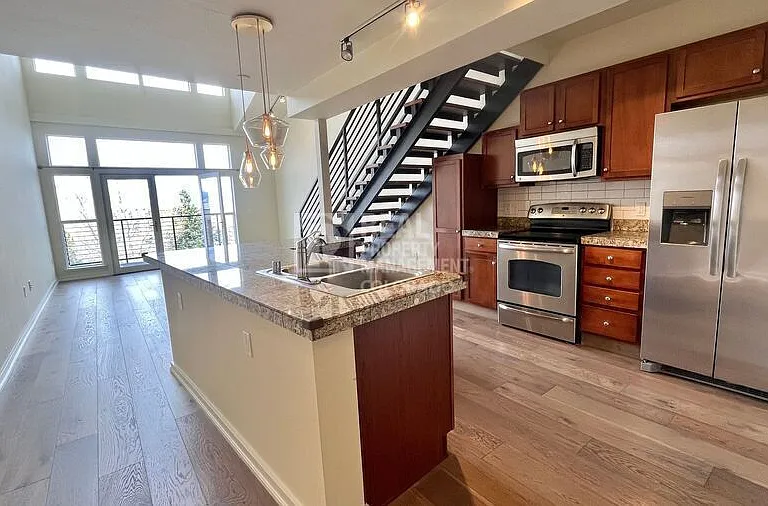 7240 W Custer Ave #411 — Photo 2