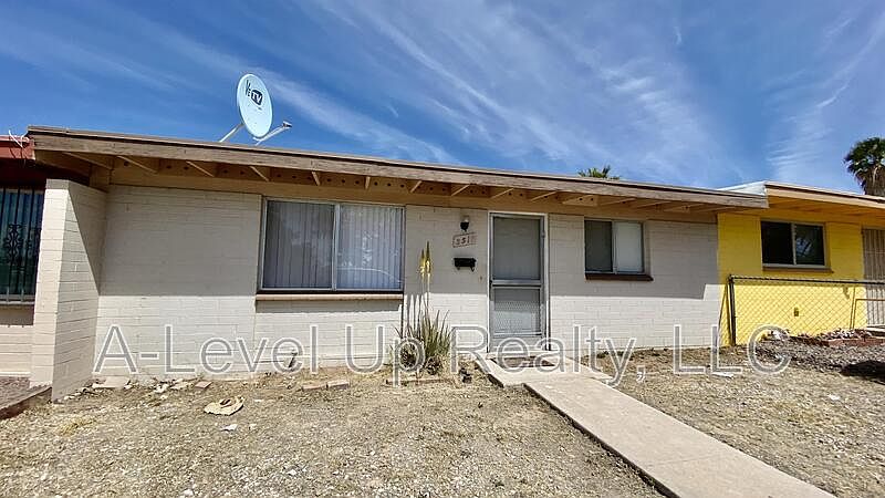 1st image of 3519 E Ellington Pl #1