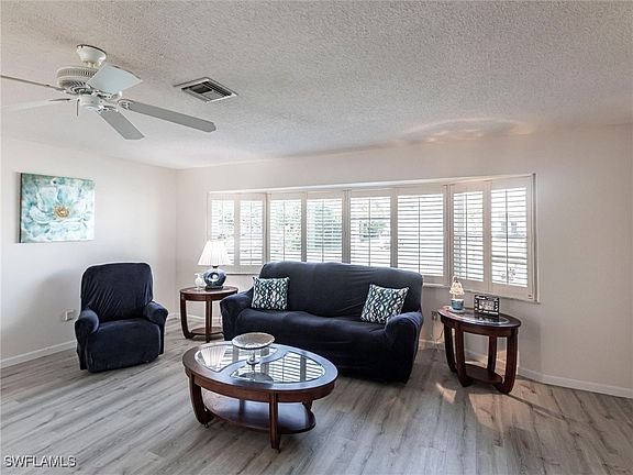 4th image of 18719 Van Nuys Cir