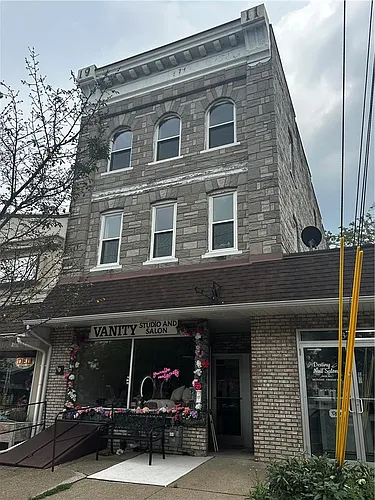 348 Main St #3 Photo 1