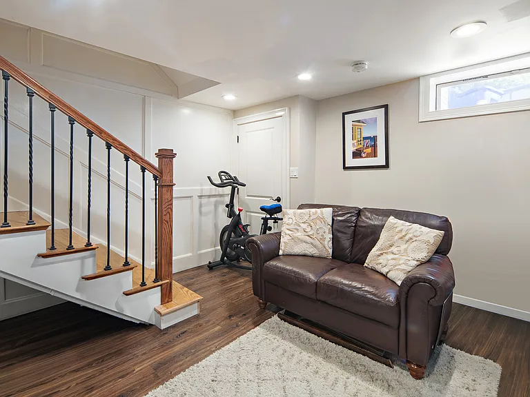 28 Emerson St — Photo 22