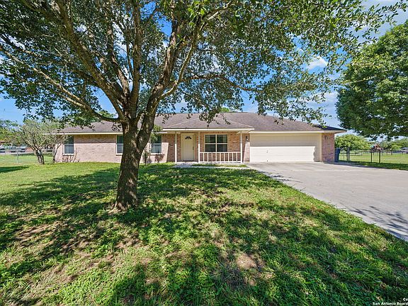 3rd image of 215 BRIAN DR