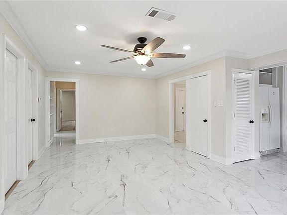 5th image of 461 Westmeade Dr