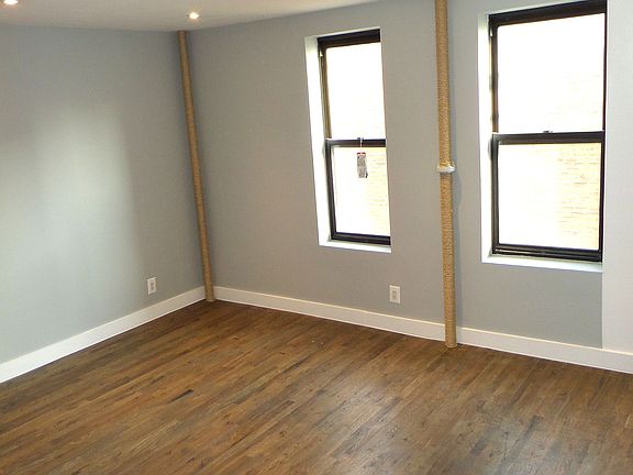 5th image of 4107 28th Ave #7