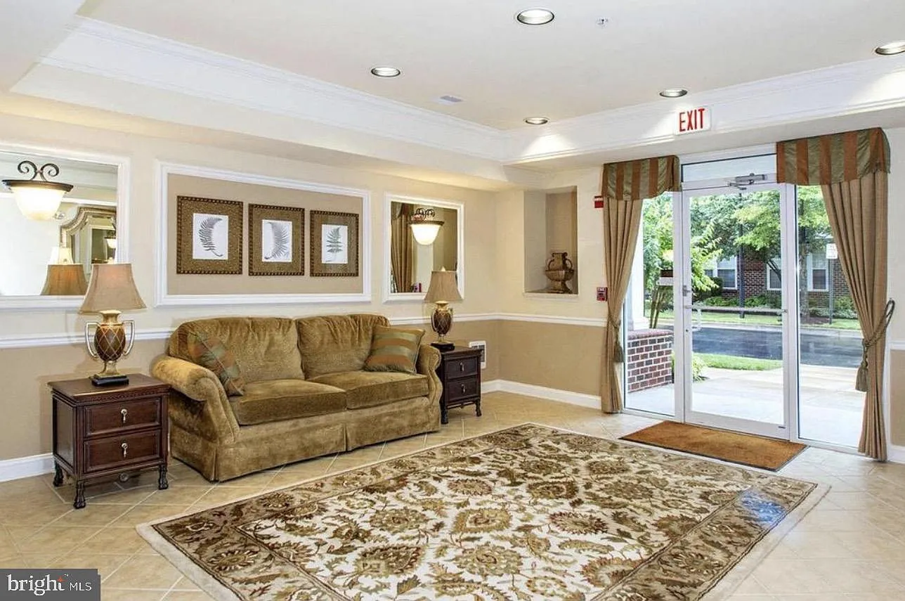 2 bed, 1309 sqft, $2,750 — Photo 3