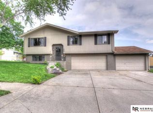 14502 Edna St, Omaha, NE 68138