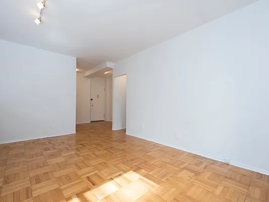 Sold by Sotheby's International Realty | media 15