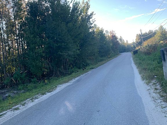 4th image of 100 Emerald Isle Rd