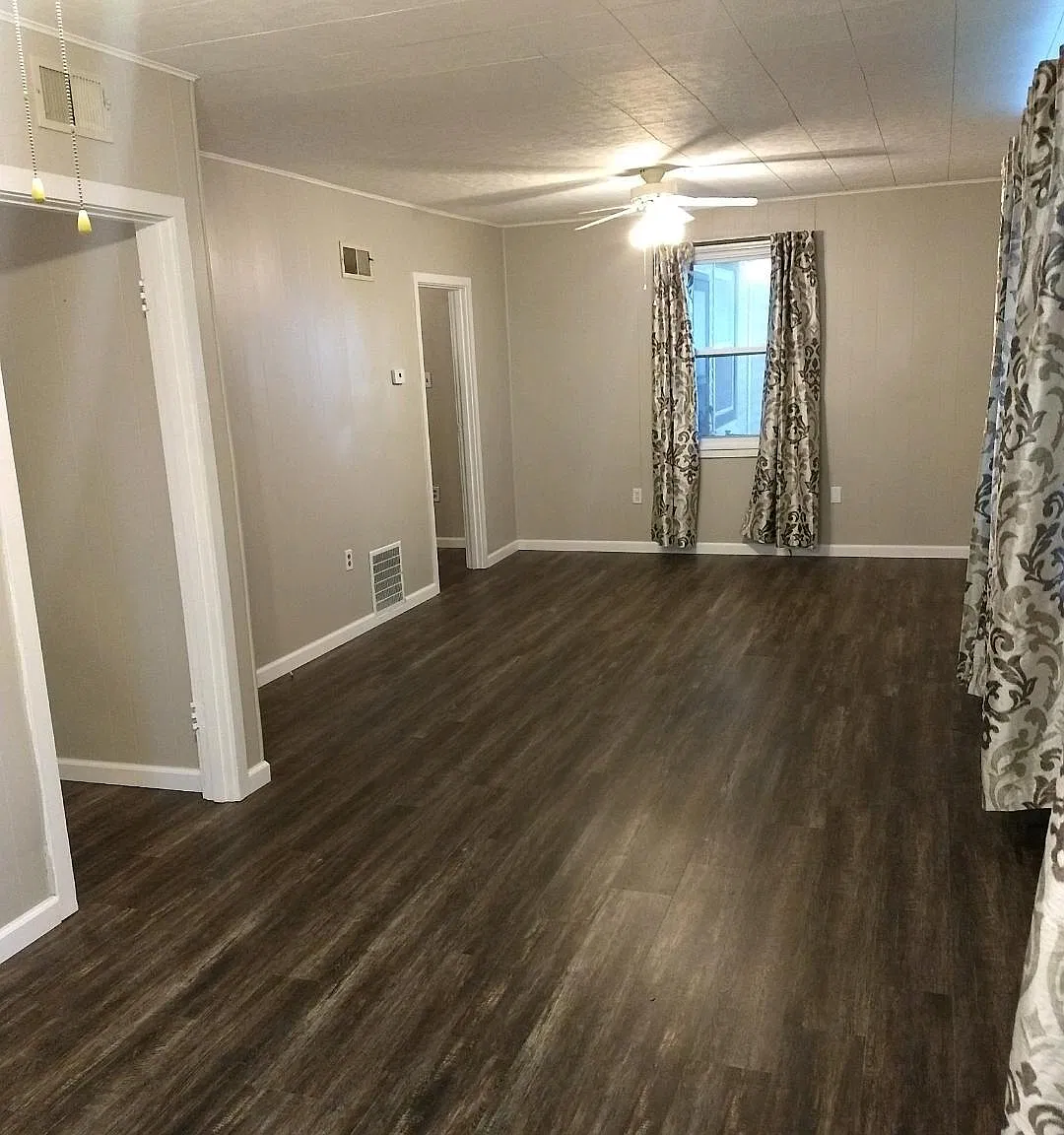 1 bed, 944 sqft, $1,000 — Photo 2