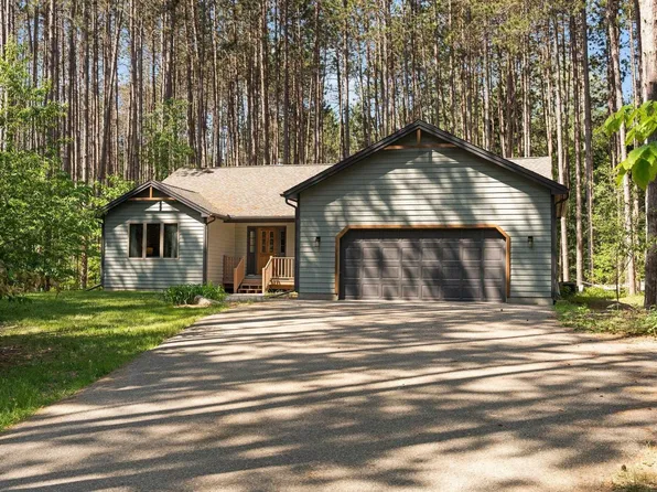 6694 Vienna Way, Bellaire, MI 49615