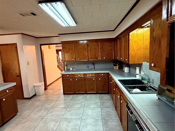 5th image of 228 John Sandifer Rd