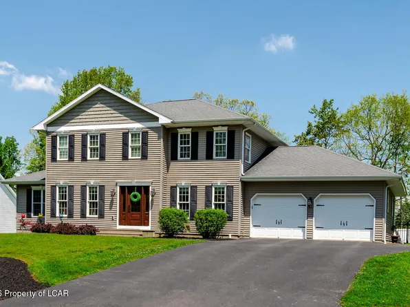 6 Old Orchard Ln, Mountain Top, PA 18707