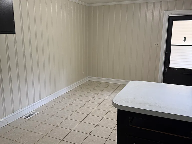 8642 W Mount Dr — Photo 4
