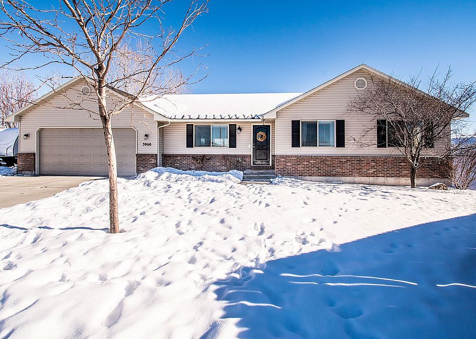 1st image of 3960 E Sienna Cir