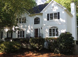 5270 Overbend Trl, Suwanee, GA 30024