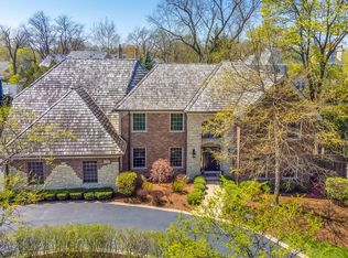 170 N Sheridan Rd, Winnetka, IL 60093