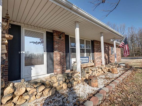 3rd image of 10675 N Farm Road 119