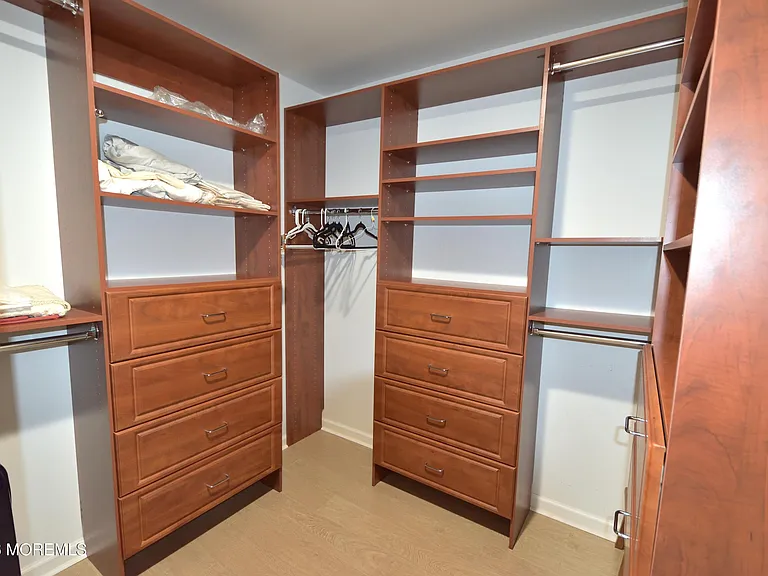 525 Ocean Blvd #106 — Photo 22