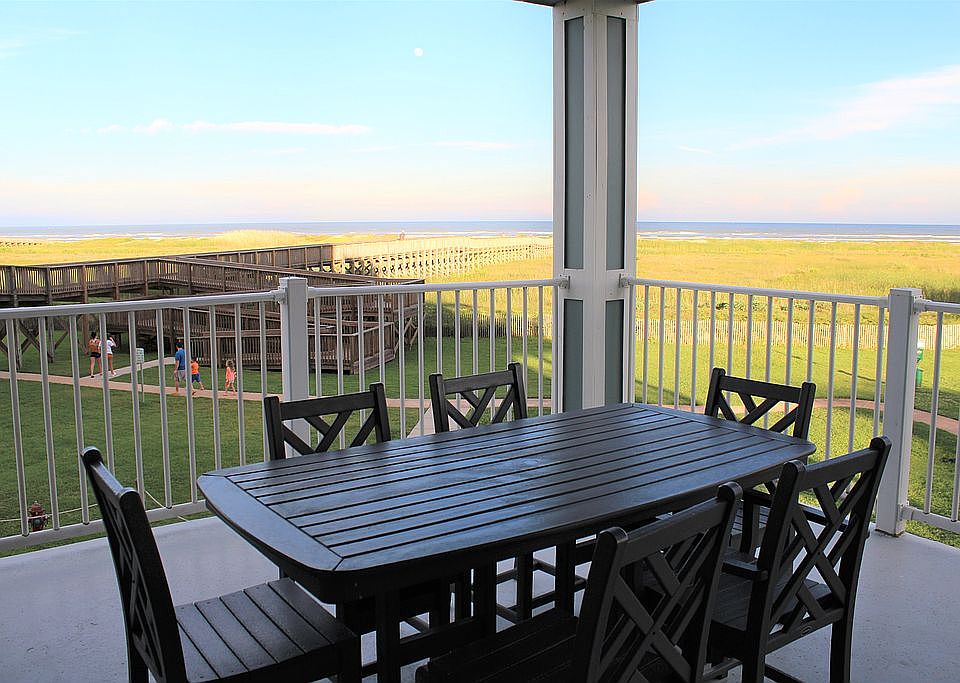 1st image of 4211 Pointe West Dr Unit 101