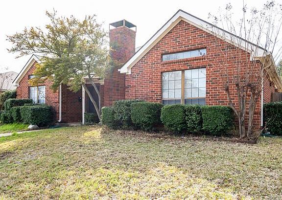2nd image of 716 Azalia Dr