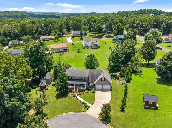 44 Creekside Dr, Ringgold, GA 30736
