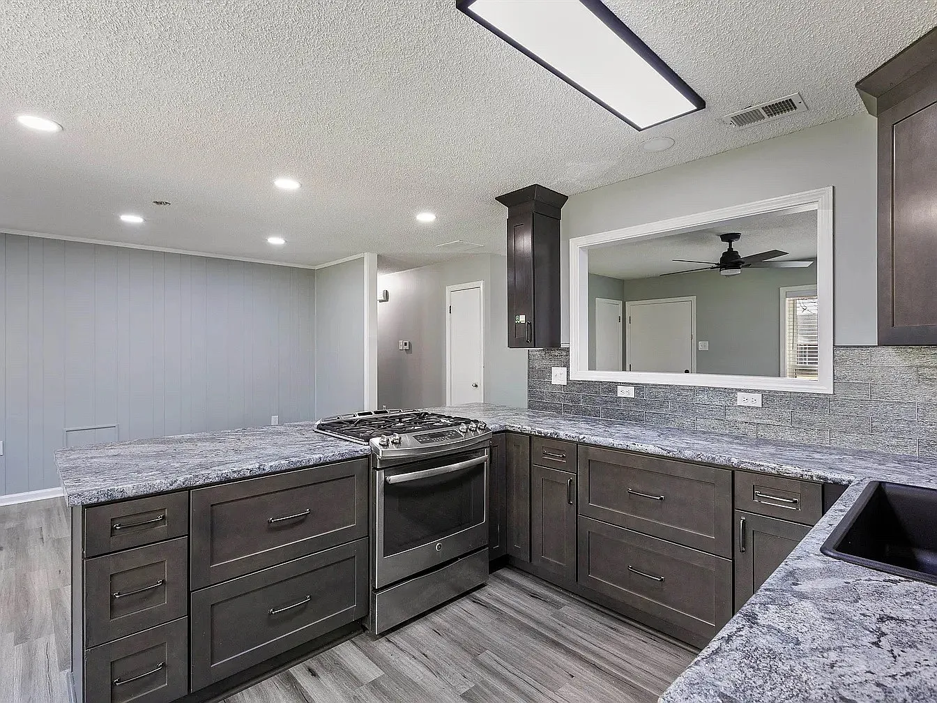 3 bed, 1.5 bath, 1191 sqft, $1,500 — Photo 3
