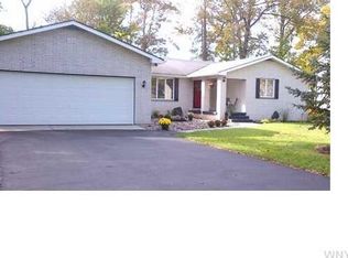 1920 Fix Rd, Grand Island, NY 14072