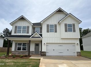 4329 Cornwall Dr #305, Forsyth, GA