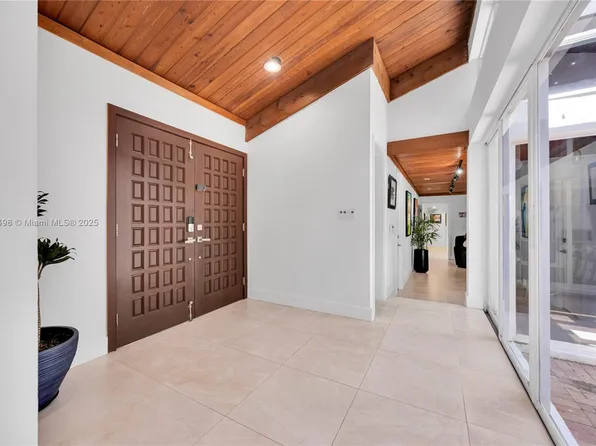 5941 SW 88th St, South Miami, FL 33156