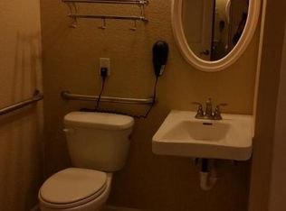 510 N Silver St APT 2, Paola, KS 66071
