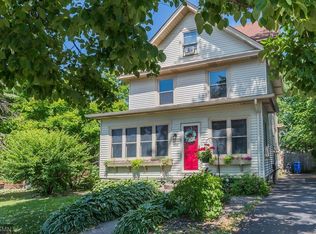 692 Stryker Ave, Saint Paul, MN 55107