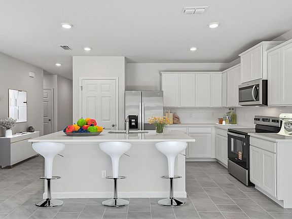 4th image of 9509 Silver Sands Ln