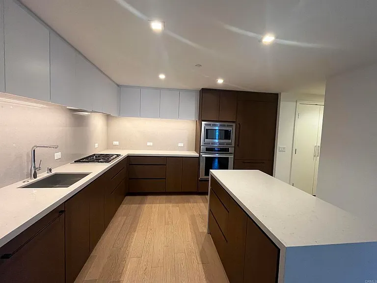 1388 Kettner Blvd #1907 — Photo 4