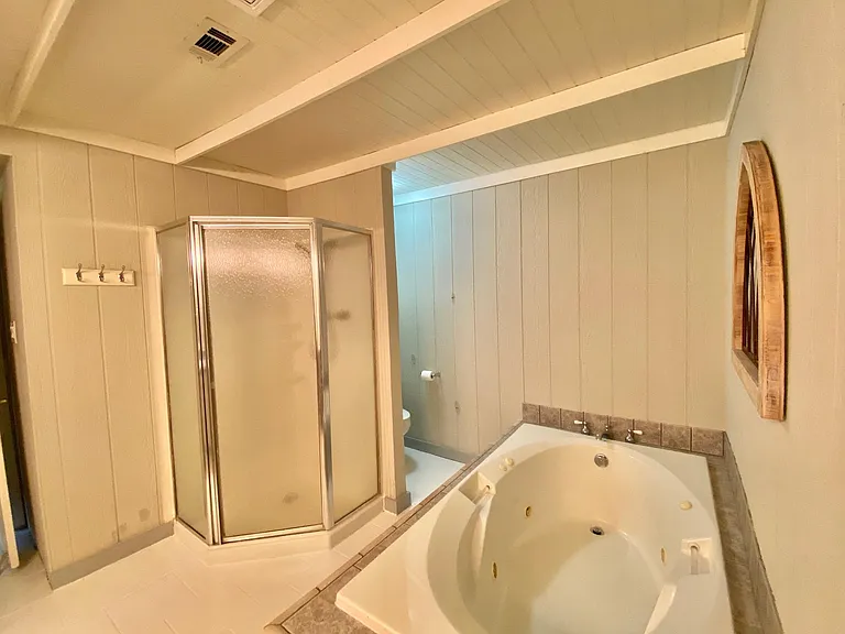 Bathroom #2