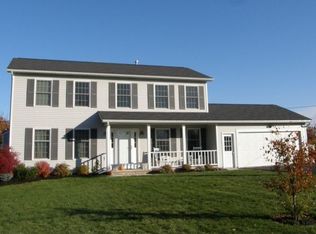 408 Salt Rd, Webster, NY 14580