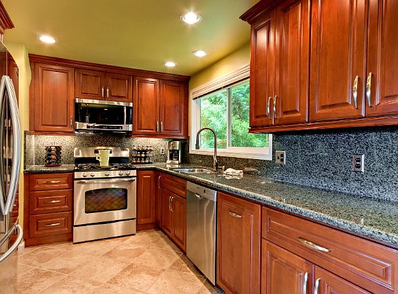 3rd image of 12821 NE 80th St