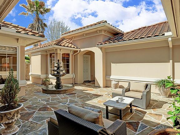 3rd image of 11403 Chaucer Oaks Ct