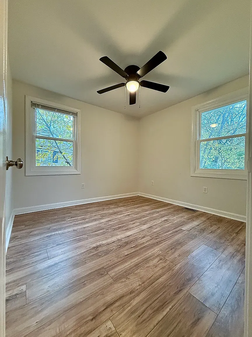 2 bed, 1050 sqft, $1,775 — Photo 4