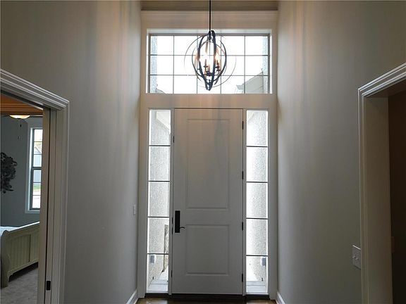 4th image of 2203 W 132nd St