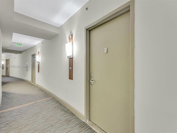 5th image of 1750 N Bayshore Dr APT 1407