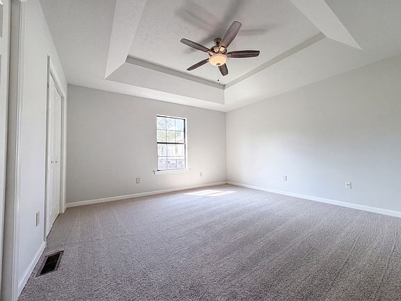 5th image of 578 Thomas Jefferson Cir