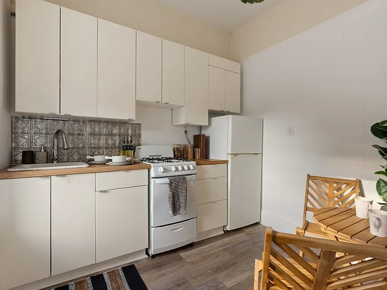 928 Dorchester Ave #9 — Photo 4