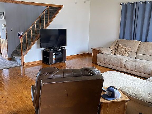 Coming in front door