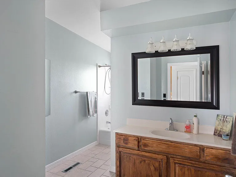 Main Bath