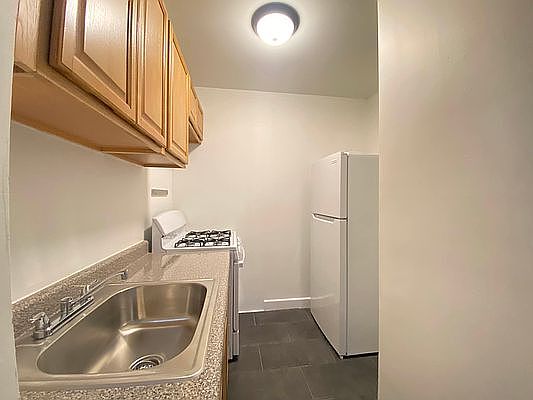 3rd image of 1220 Gd Concourse #1C