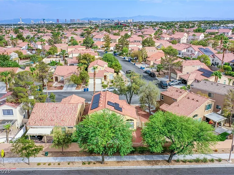 1705 Morado Hills Ln — Photo 38