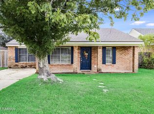 218 Caledonia Dr, Lafayette, LA 70508