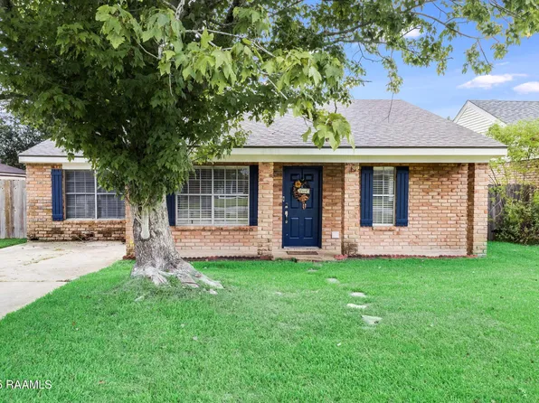 218 Caledonia Dr, Lafayette, LA 70508