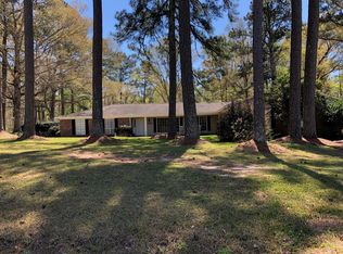 334 Hunnicut Rd, Carson, MS 39427